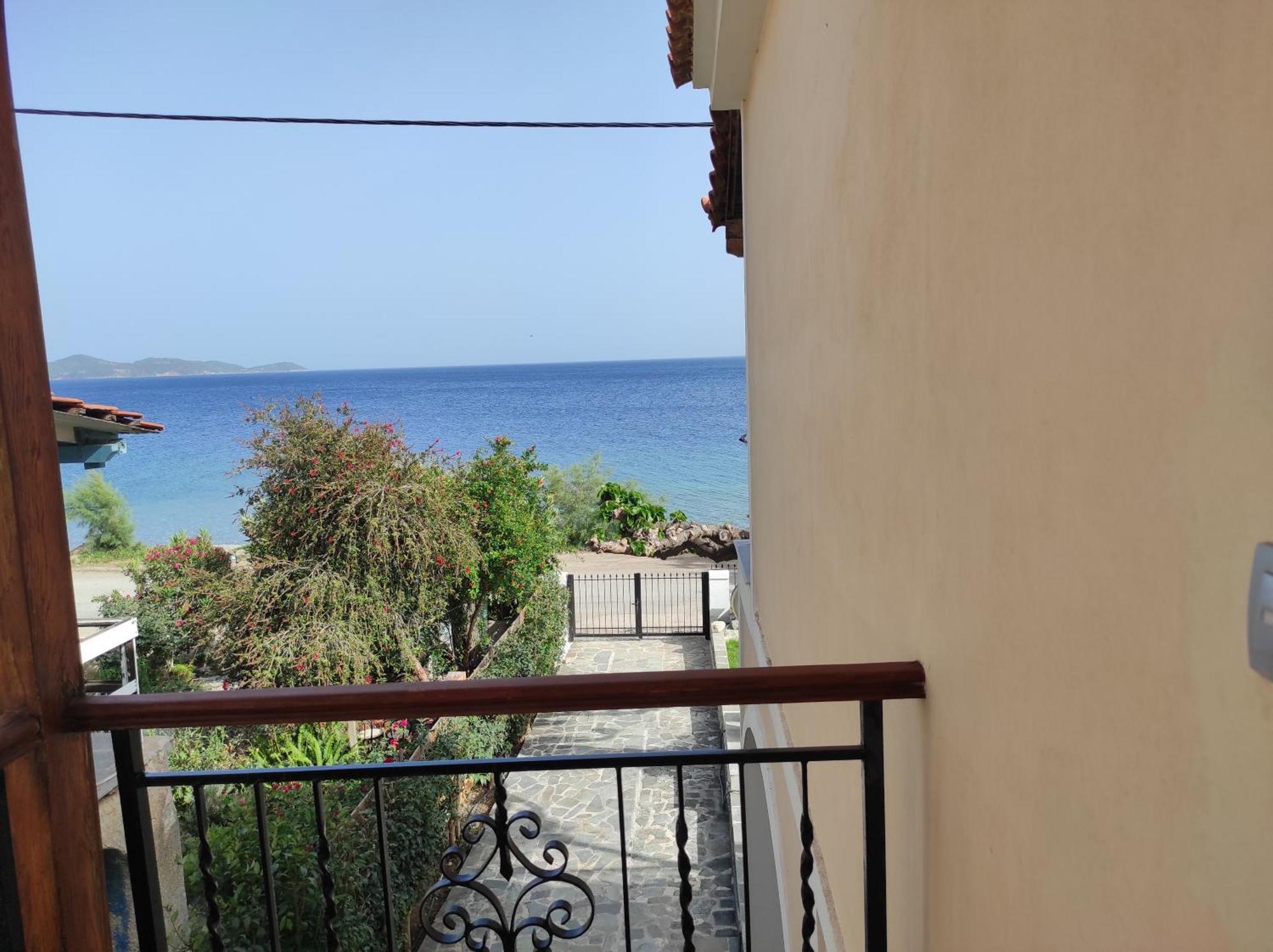 Tas Millstone Seaside House Villa Marathiás Eksteriør bilde
